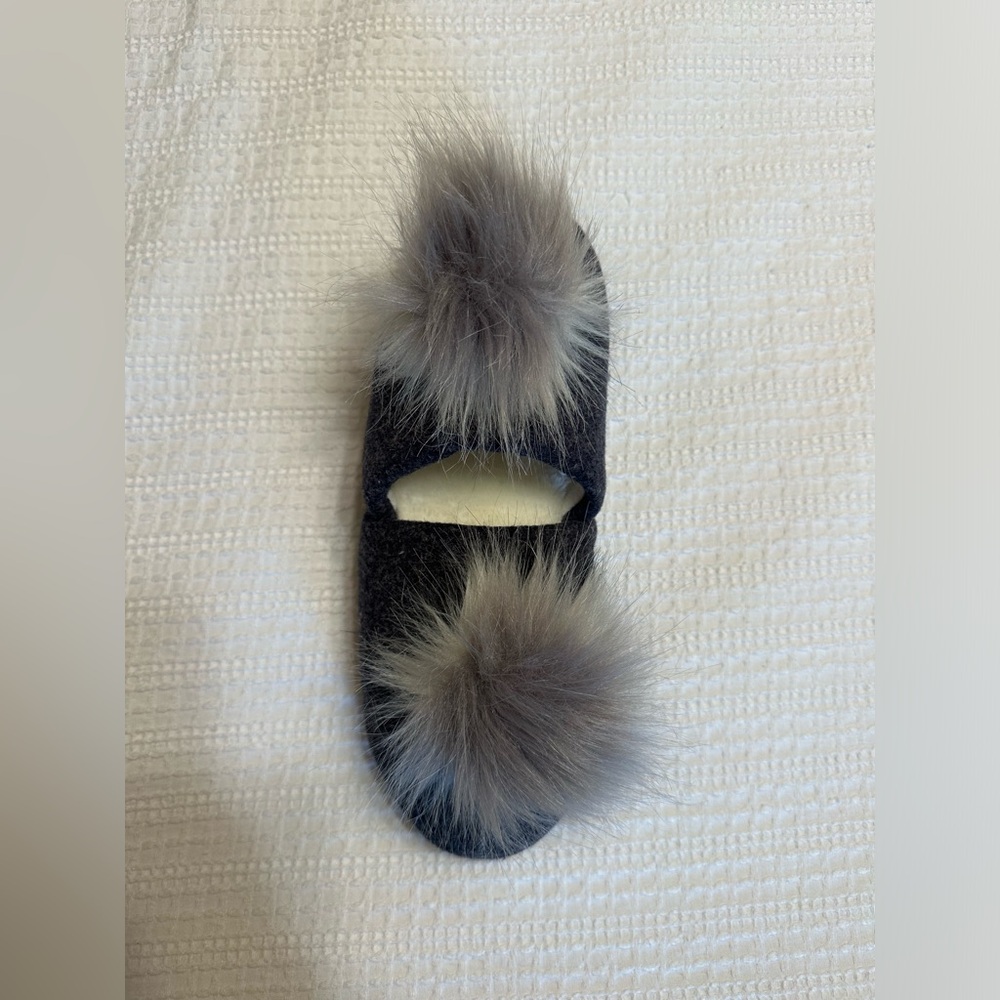 Brand New Slippers - Picture 6 of 6